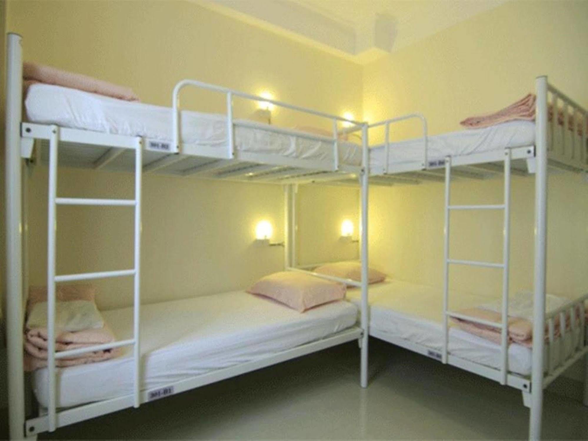 Phan Anh Hotel - Bui Vien Walking Street مدينة هوشي منه المظهر الخارجي الصورة